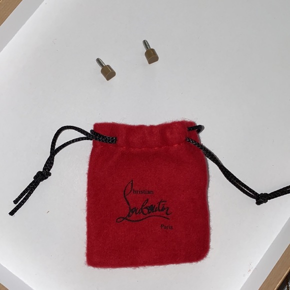 Louboutin ‘Hot Chick’ 100 Fluorescent Metal Pumps - Picture 13 of 14